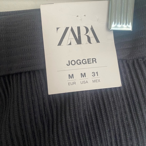 Zara men’s jogger size medium corduroy - Picture 3 of 3